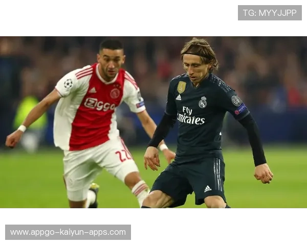 皇马三连平引发更衣室风暴：背后的隐忧与未来方向