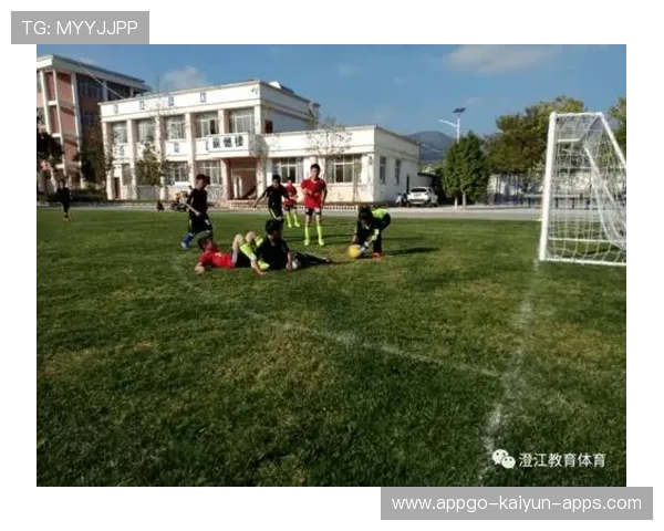 袁博涵：通过中青赛取得进步，向绿茵梦想冲锋，袁博什么意思